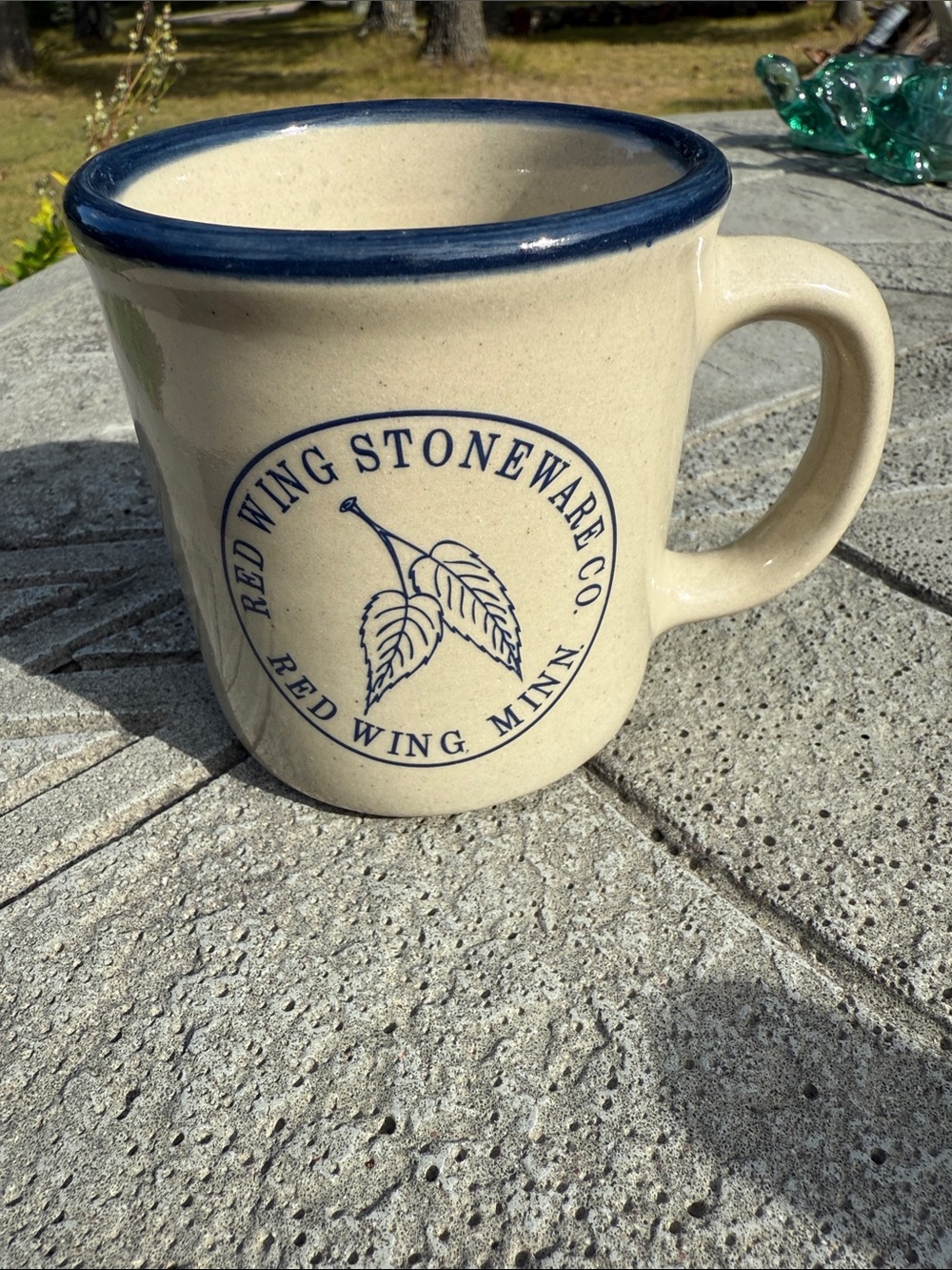 Red Wing logo mug